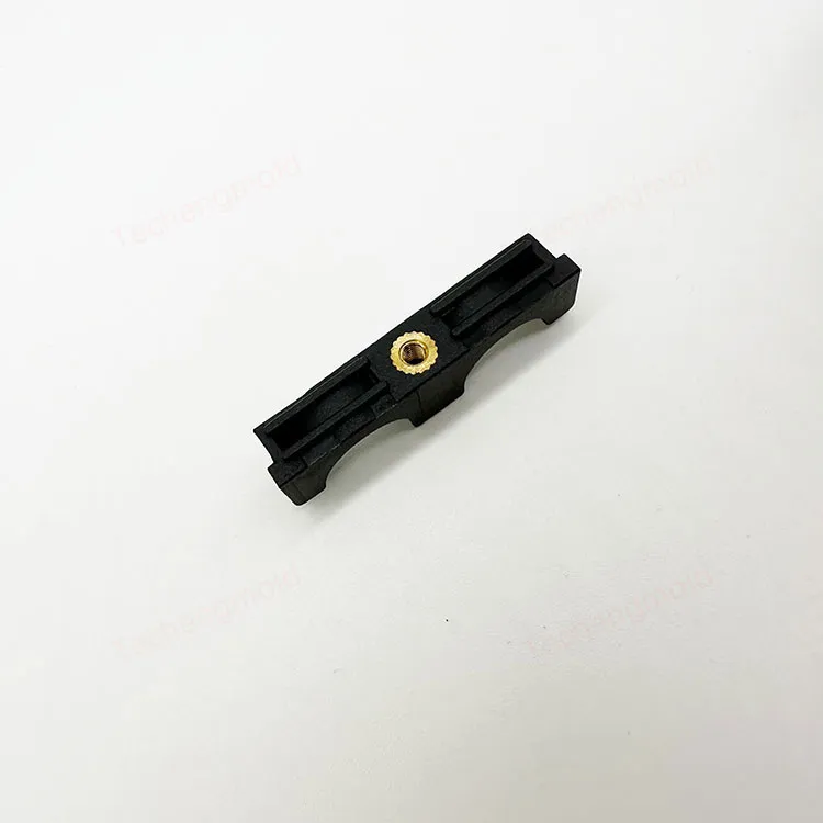 特诚科技PEEK精密注塑件实拍 3